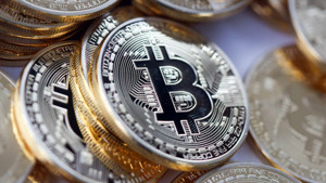 Ảnh của Giá đồng tiền ảo Bitcoin vượt ngưỡng 1.900 USD