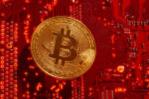 Ảnh của Bitcoin leaps 12% to six-week high