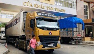 Doanh nghiệp lo chi phí xuất khẩu tăng khi Trung Quốc áp quy định mới ở cửa khẩu Tân Thanh