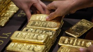 Ảnh của Vàng thế giới vọt hơn 2% khi đồng USD giảm