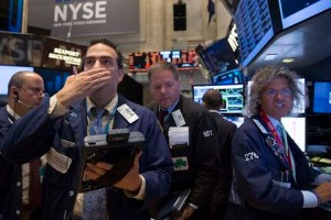 Ảnh của S&P500 đóng cửa tăng điểm khi cổ phiếu công nghệ phục hồi