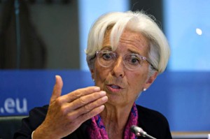 Picture of Dollar Drifts as ECB's Lagarde Sticks to Transitory Inflation Line