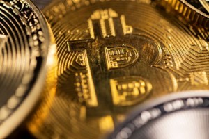 Ảnh của Giá Bitcoin phục hồi lên 37.550 USD, giới đầu tư vẫn bi quan về triển vọng sắp tới
