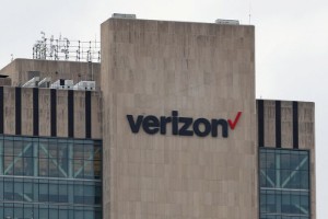 Picture of Verizon beats quarterly subscriber addition estimates, expects strong 2022