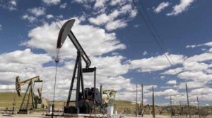 Ảnh của Giá dầu tăng mạnh khi căng thẳng giữa Nga và Ukraina leo thang