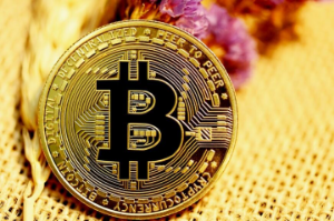 Ảnh của “Mua Bitcoin thụ động tinh vi” đang diễn ra mạnh mẽ trên các sàn giao dịch