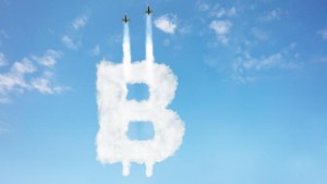 Ảnh của Peter Brandt chọc giận holder Bitcoin trong khi giá BTC breakout “đám mây Ichimoku”