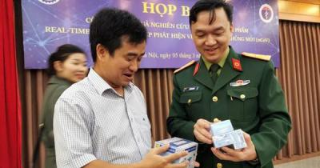 NÓNG: Bắt giữ 2 cán bộ thuộc Học viện Quân y trong vụ Việt Á