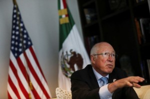Picture of U.S. ironing out energy sector disputes with Mexico worth $30 billion -ambassador