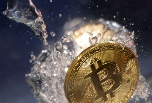 Picture of Bitcoin recovers, climbs 7.6% to pass $20,400
