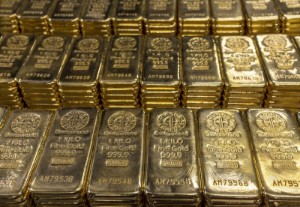 Picture of Gold expected to be contained by interest rates and strong dollar