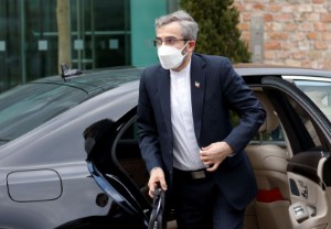 Picture of Iran chief negotiator travels to Vienna for talks to save 2015 nuclear pact