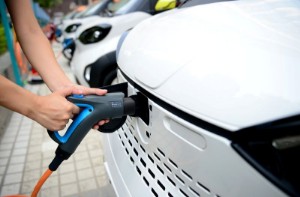 Picture of China extends NEV purchase tax exemption worth 100 billion yuan