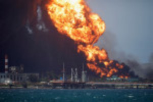 Picture of Cuba asks for U.S. technical assistance in oil fire clean-up
