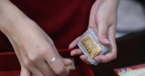 Ảnh của Giá vàng ngày 27.8.2022: SJC cao hơn thế giới 17,5 triệu đồng/lượng