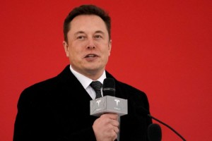 Picture of Musk looks to delay Twitter trial following whistleblower claims