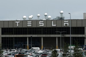 Picture of Tesla changes battery strategy to seek U.S. tax breaks - WSJ