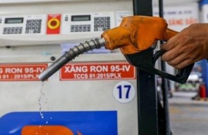 Ảnh của Giá xăng dầu có thể giảm tiếp hơn 2.000 đồng/lít