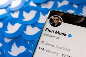 Picture of Musk says Twitter deal is 'accelerant' to creating 'everything app'
