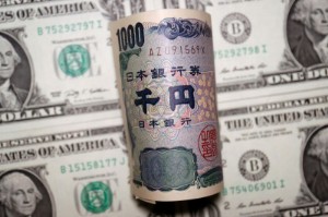 Picture of Dollar holds near 32-peak vs yen despite intervention risks; sterling licks wounds