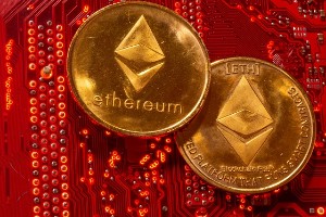 Ảnh của Ethereum giao dịch trong sắc đỏ, giảm 12%