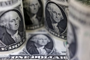 Picture of Dollar extends fall after inflation data knock