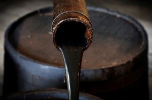 Picture of Oil up as U.S. crude stocks seen falling, OPEC+ concerns limit gains