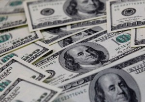 Picture of Dollar dips as jobs growth disappoints before Powell speech