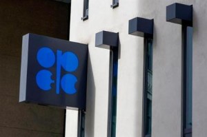 Ảnh của Reuters: OPEC+ có thể giữ nguyên sản lượng