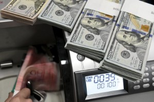 Picture of Dollar edges up at start of new year but sentiment frail