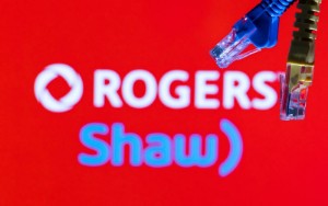 Picture of Shaw Communications falls as court stay on Rogers deal sparks uncertainty