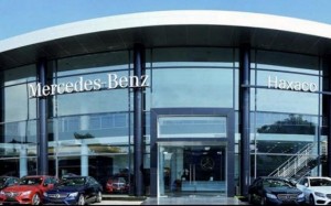 Ảnh của Đại gia phân phối Mercedes Benz báo lãi kỷ lục
