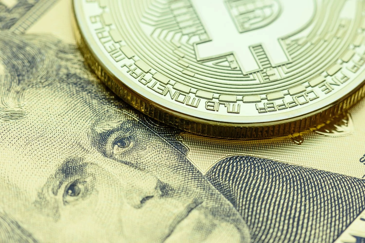 Giá Bitcoin vẫn cứ đang loay hoay trong một vùng biến động hẹp dần