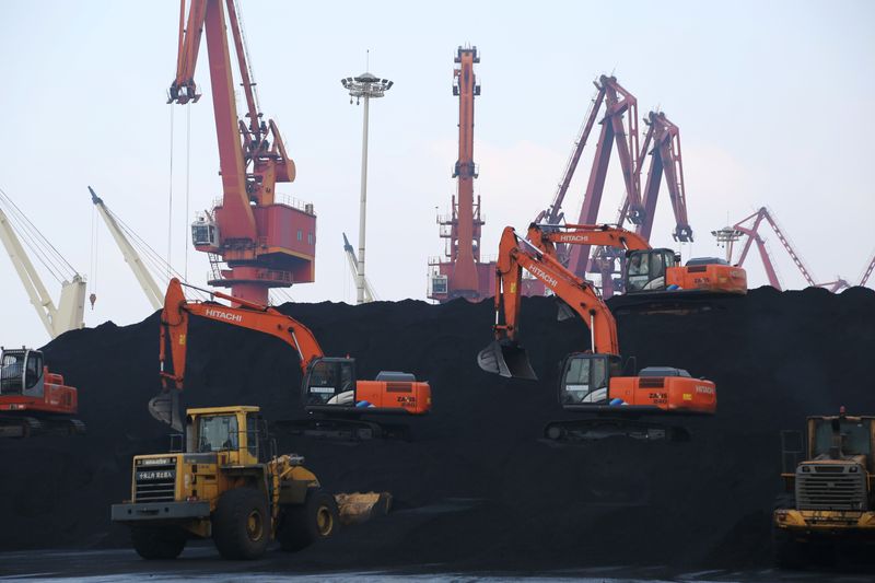 China to cut coal import tariffs to zero from May 1