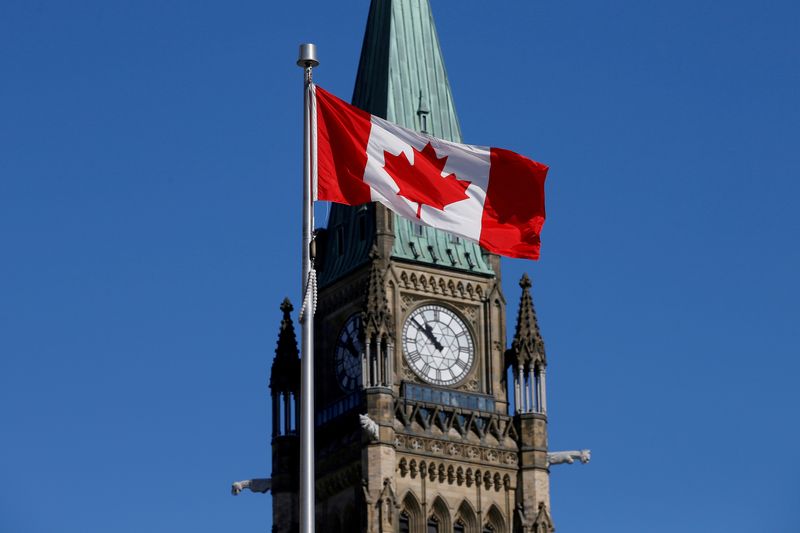 Canada records second surplus of fiscal 2021/22 in February as year-to-date deficit continues to shrink