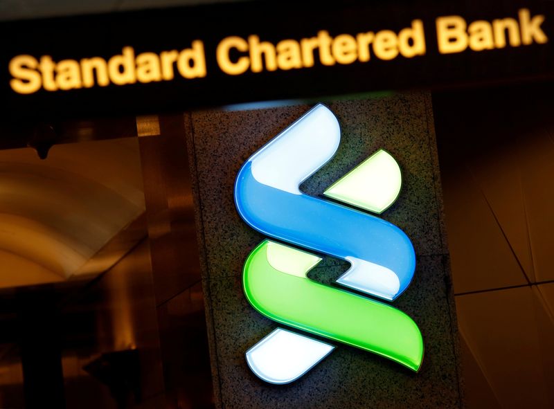 StanChart pay plans for top bosses pass; sizeable minority protest
