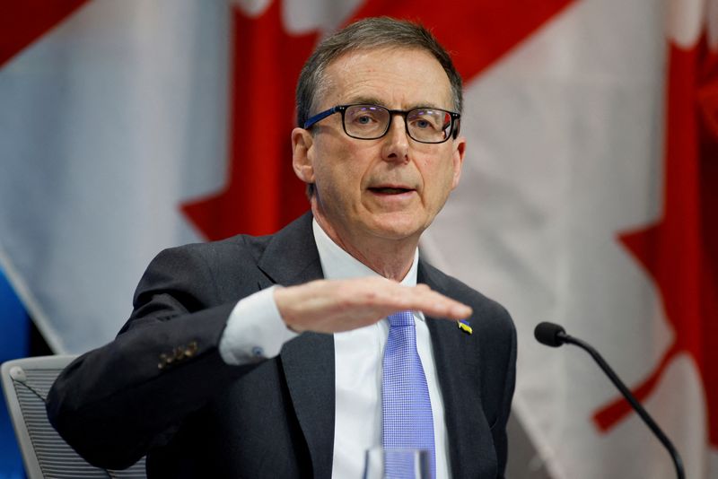 Bank of Canada turns to interest rate guidance as it battles inflation