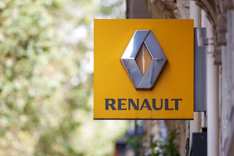 Renault expects first hydrogen utility sales in Germany and Netherlands soon, executive says