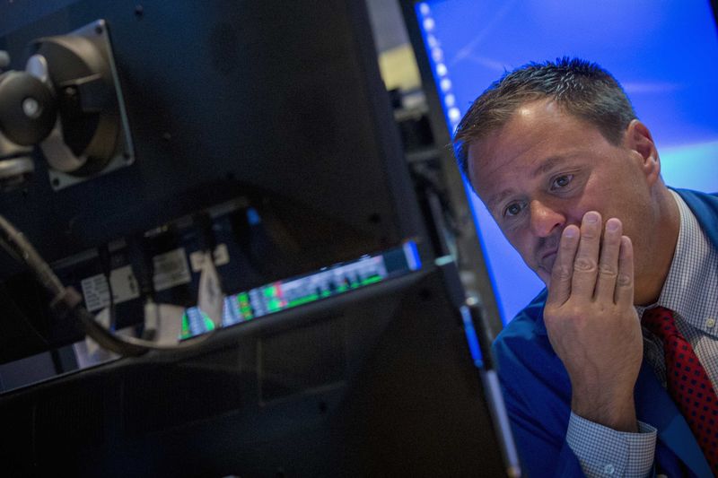 U.S. stocks mixed at close of trade; Dow Jones Industrial Average up 0.03%