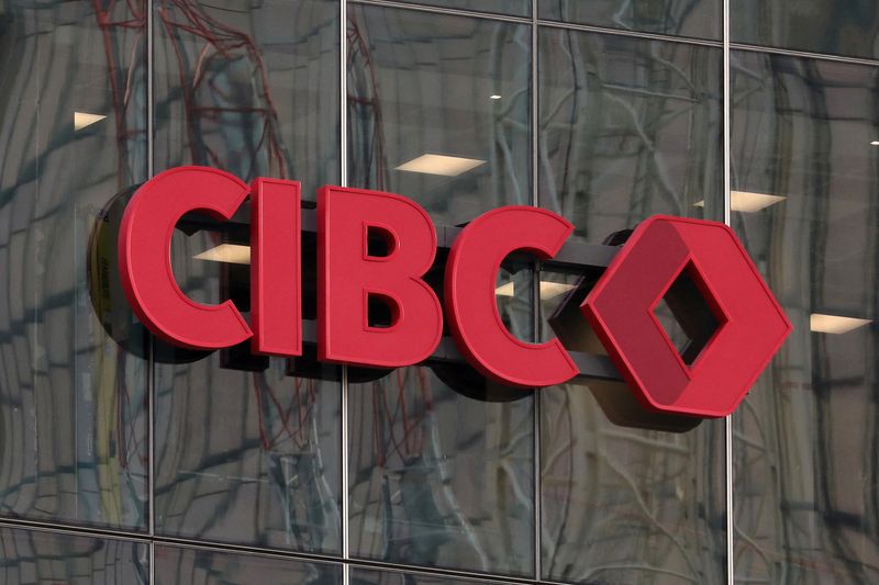 CIBC expands U.S. energy investment banking team, raises staff pay