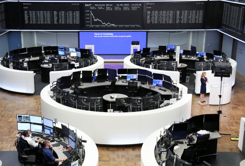 Inflation, growth woes drive European shares down for third week