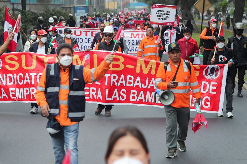 Peru expects lower economic growth on impact of mine protests