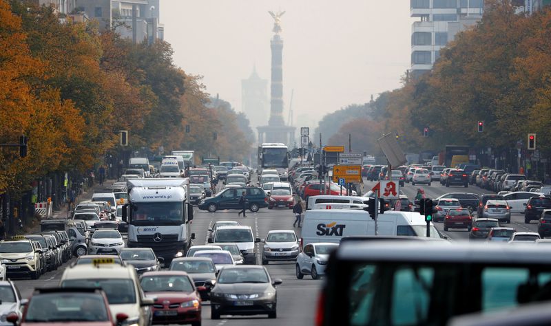 Germany rejects EU plan for ban on new fossil-fuel cars from 2035