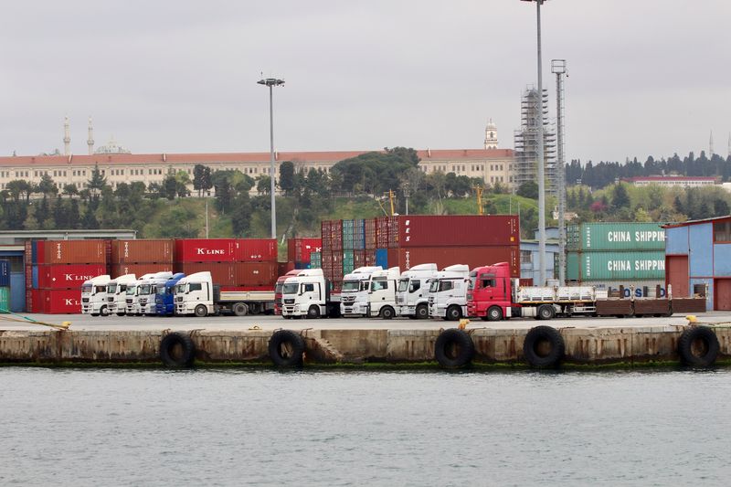 Exporters cut year-end targets in blow to Turkish government plans