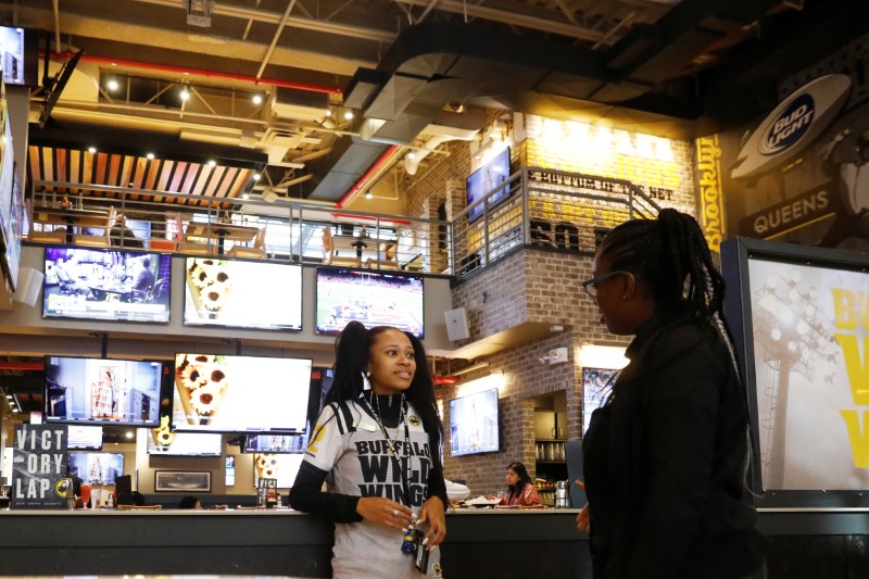 Restaurant Chains Try to Boost Sales by Luring Football Fans With New Deals