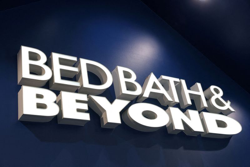 Bed Bath & Beyond falls after disclosing a stock offering plan