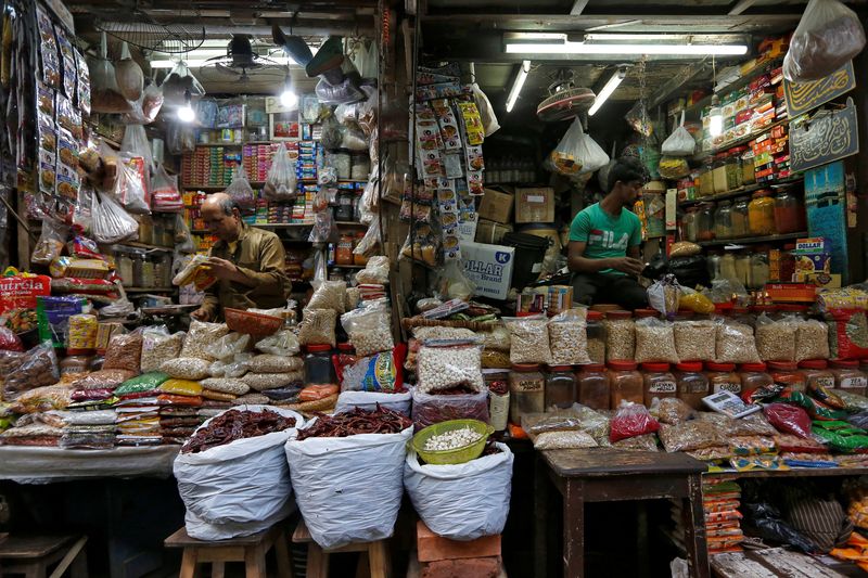 India's Aug retail inflation accelerates to 7% y/y after surge in food prices