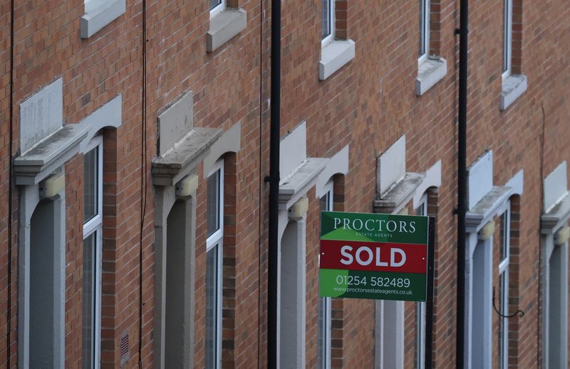 UK house price growth hits 19-year high of 15.5% due to tax effect