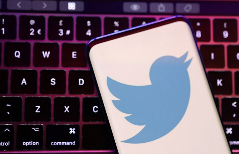 Twitter expands recommendations push with new tests