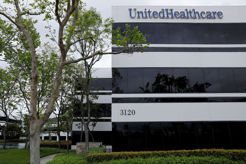 UnitedHealth expects strong 2023 earnings as COVID costs ease